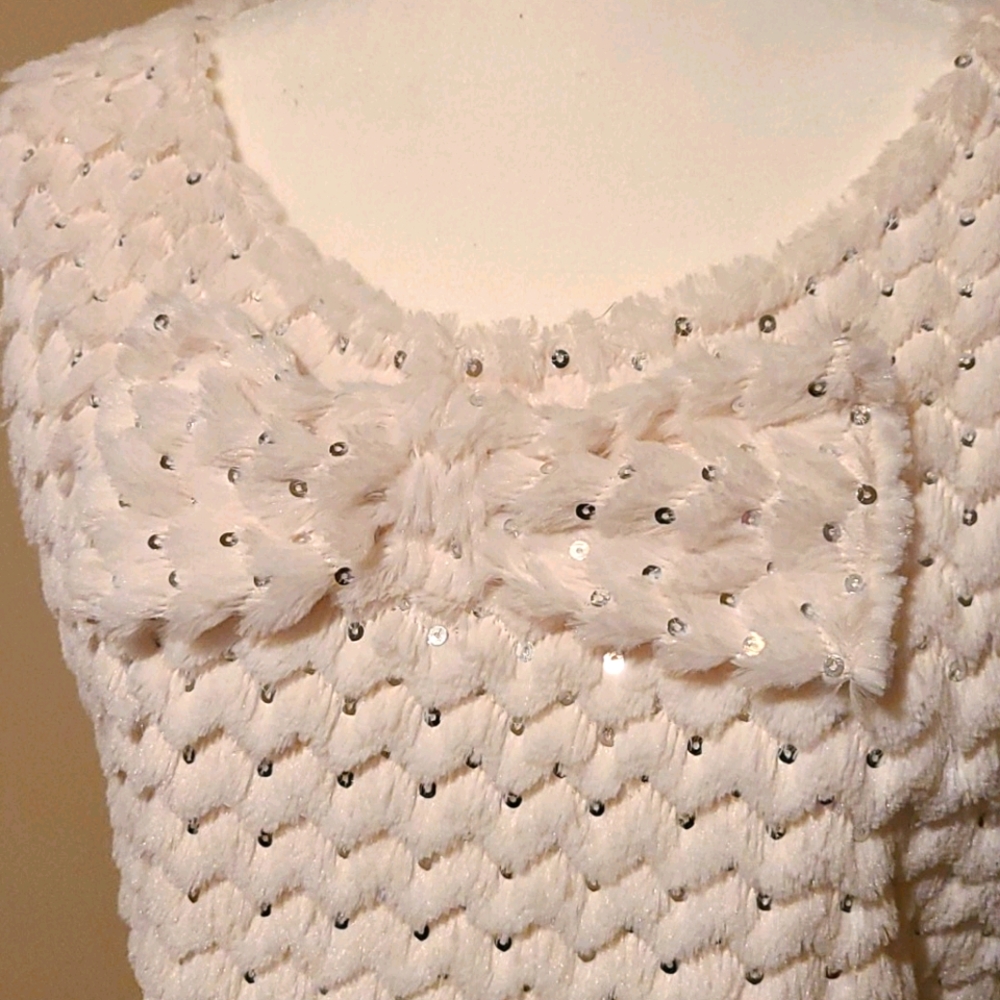 Dress - Picture 2 of 5
